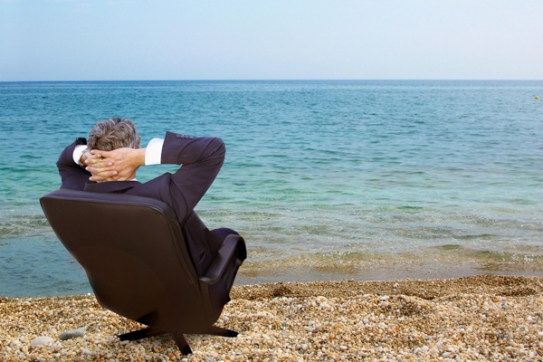 Гражданским служащим  сокращен срок основного отпуска до 30 дней.