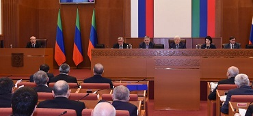 Сегодня, 30 марта состоялась восьмая сессия Народного Собрания РД шестого созыва.