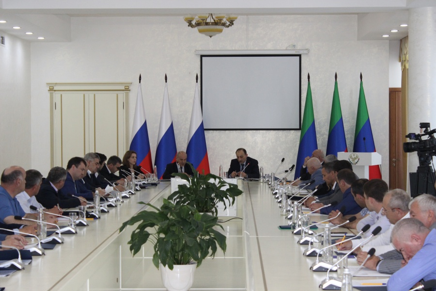 Дагестанский кадровый центр проводит курсы  повышения квалификации в Доме Дружбы