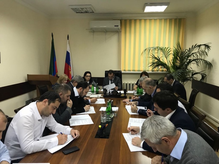 В Службе государственного финансового контроля Республики Дагестан проведен квалификационный экзамен на присвоение классного чина государственным гражданским служащим